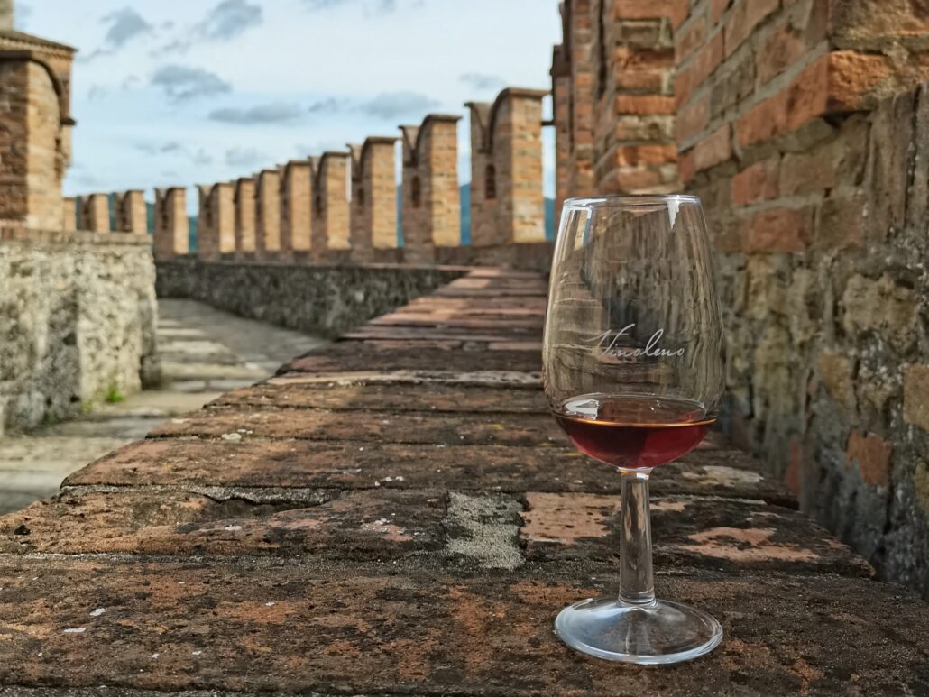 Vinoleno-Vin-Santo-di- Vigoleno